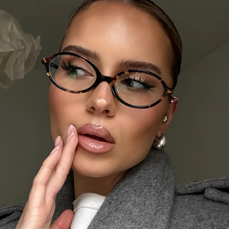 Occhiali da Sole Ovali Vintage - Designer Sunglasses recensione e prezzo