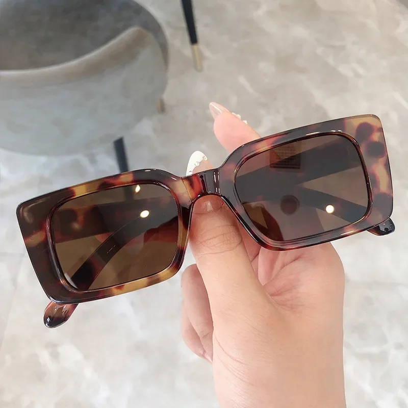 Nuovi Occhiali da Sole Rettang - Sunglasses Uv400 recensione e prezzo